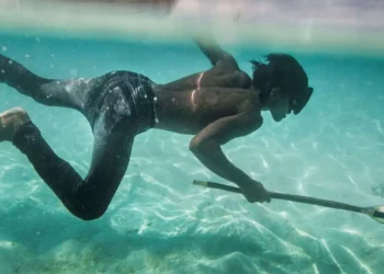 pescadores nômades, povos marítimos, habitantes das águas