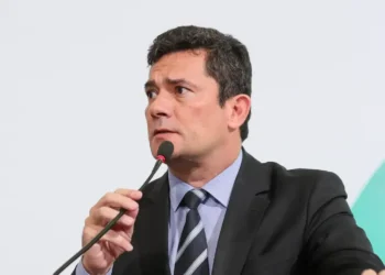 senador, ex-juiz, candidato