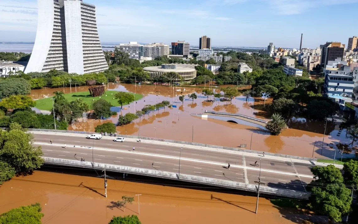 enchentes, secas;