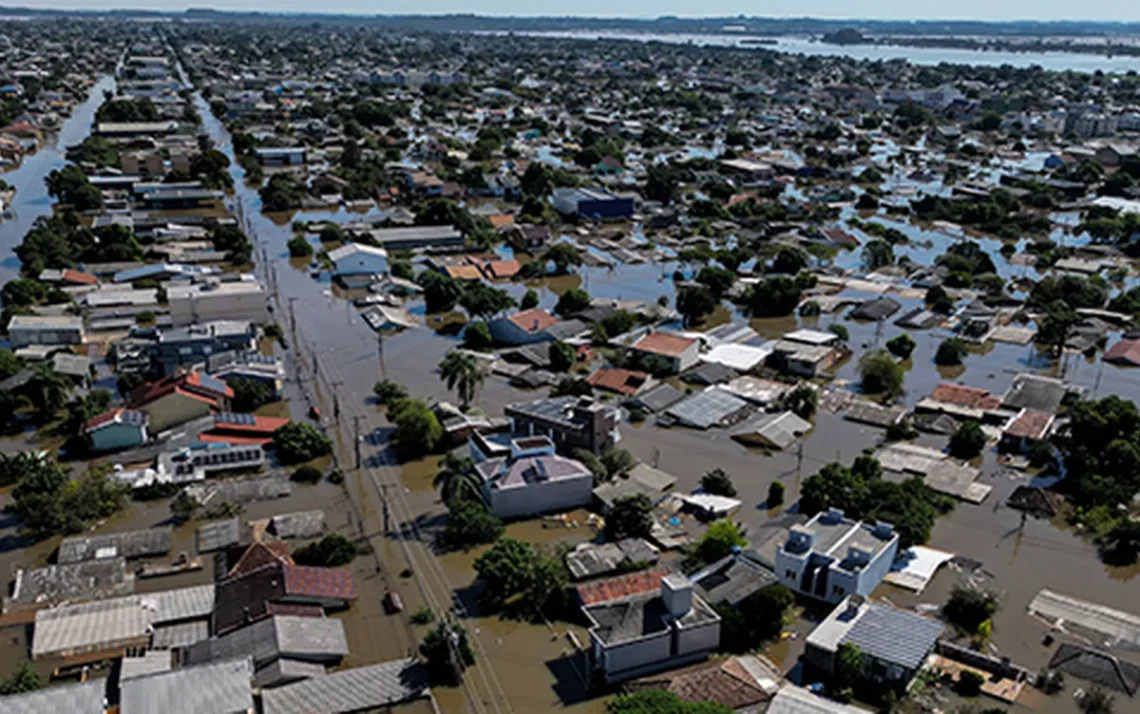 ajuda, apoio, contribuição, ajuda, financeira, ajuda, humanitária, assistência, benfeitoria;