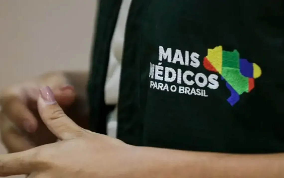 profissionais de saúde, atuantes, região;