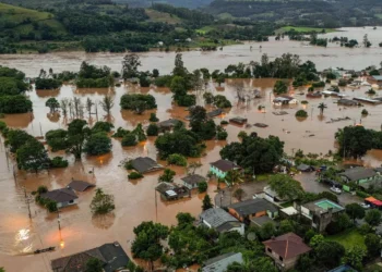 Ministério, da Saúde, pasta, profissionais, população, afetada, região, temporais, material, atender, pessoas, municípios, recuperação;