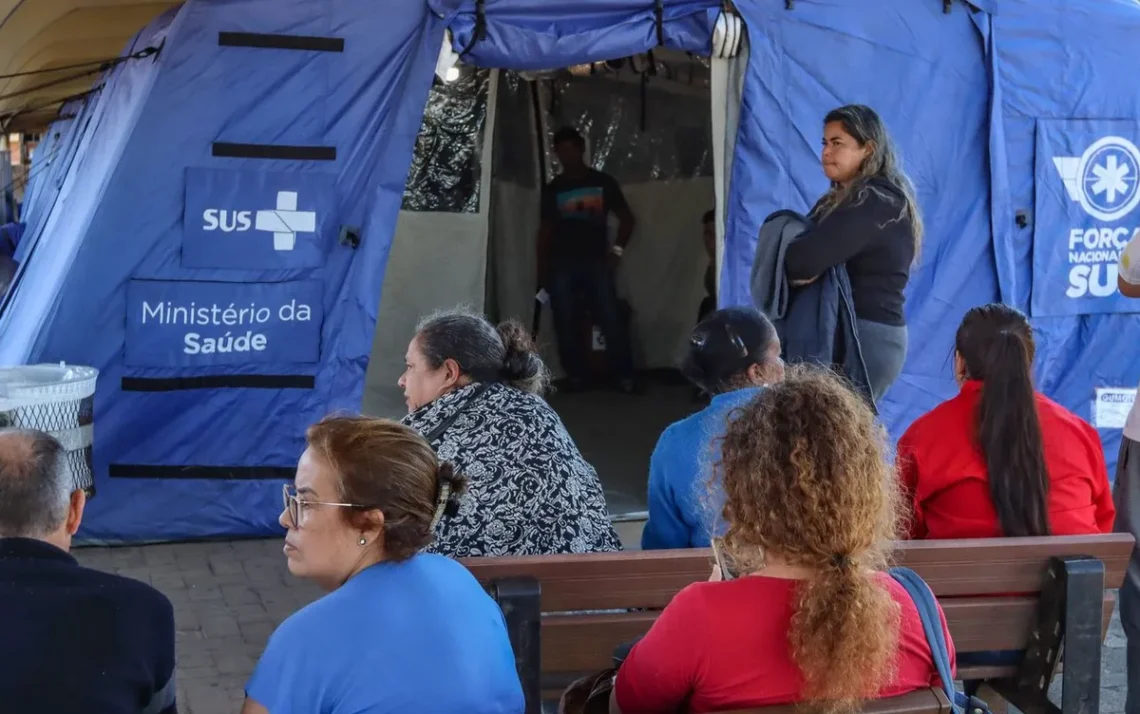 unidades, de campanha, centros, de campanha, hospitais, temporários;