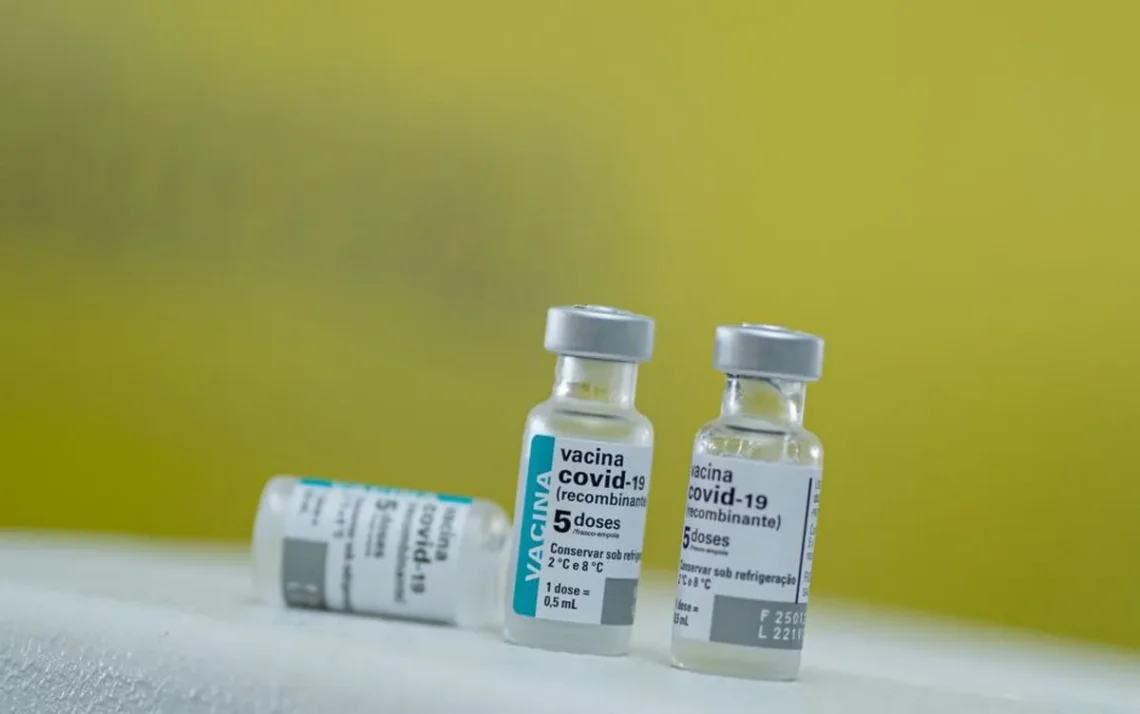 imunizante contra Covid-19, Covid-19, Vaccine (ChAdOx1-S recombinant), imunizante, desenvolvido por AstraZeneca e Oxford University;