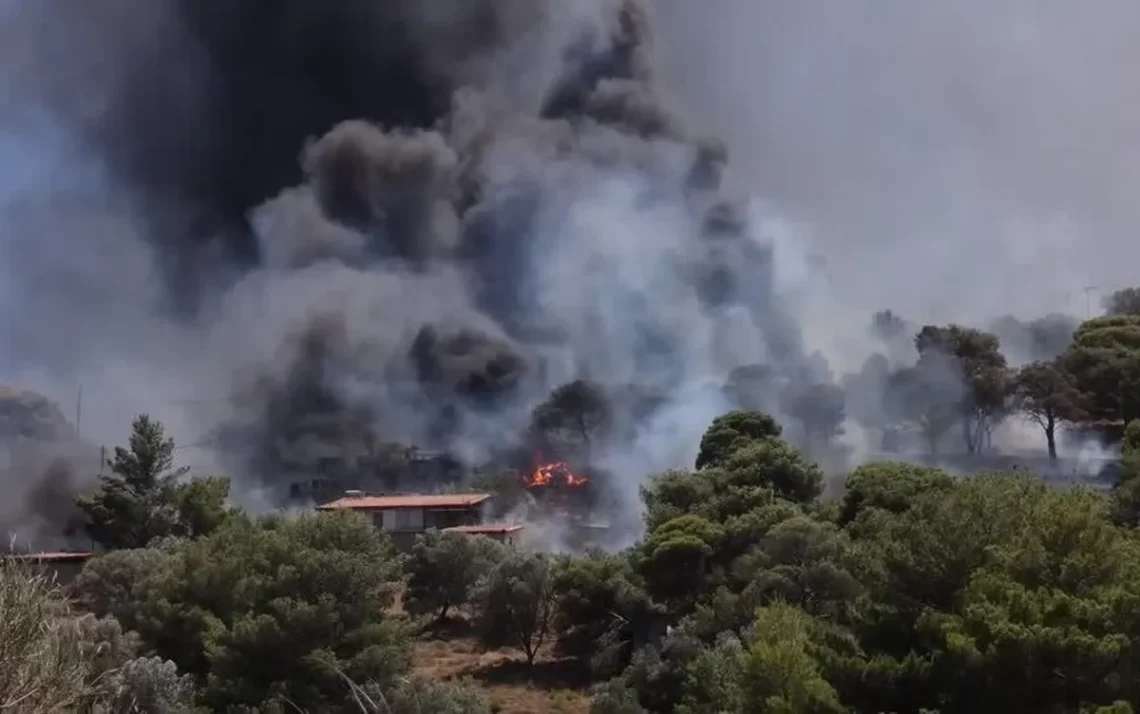 queimadas, focos de incêndio, chamas;