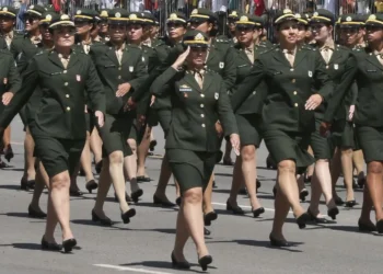 alistamento, militar, voluntário, alistamento, para mulheres;