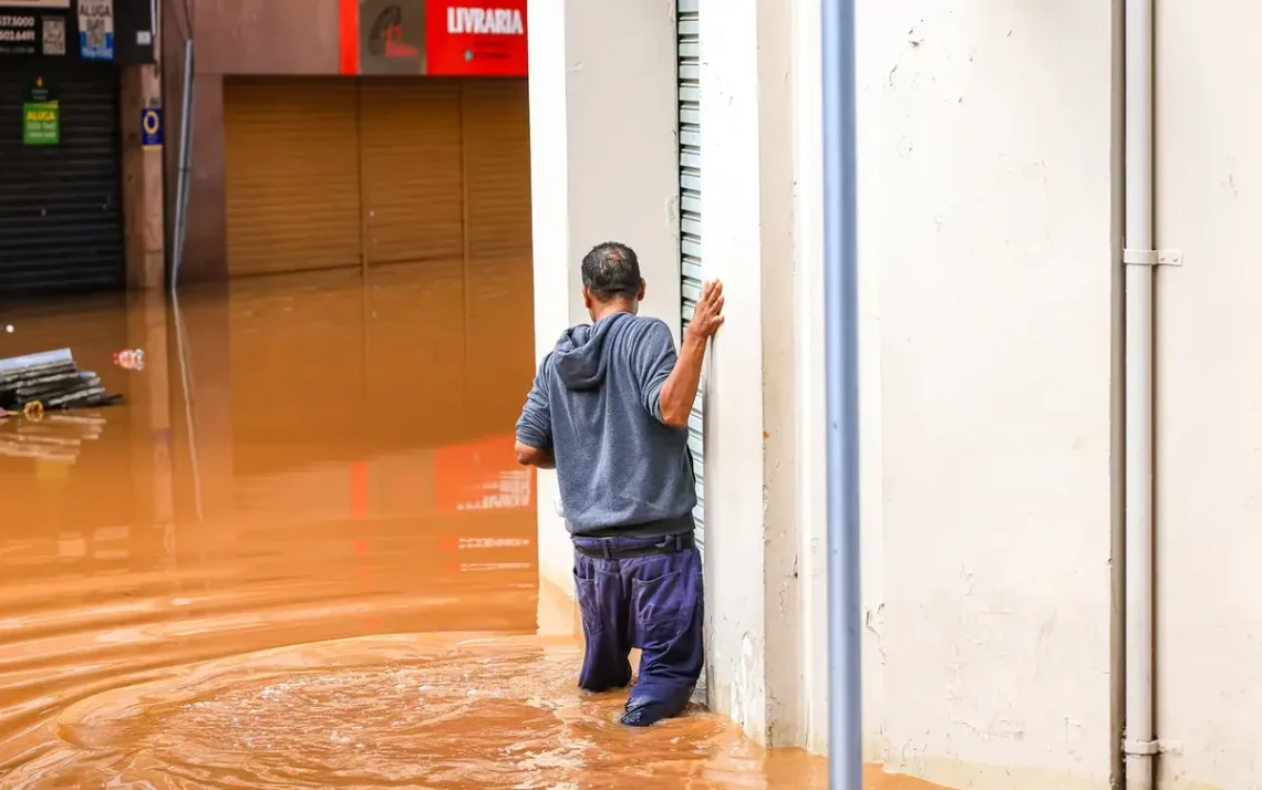 doença transmitida pela água suja contaminada;