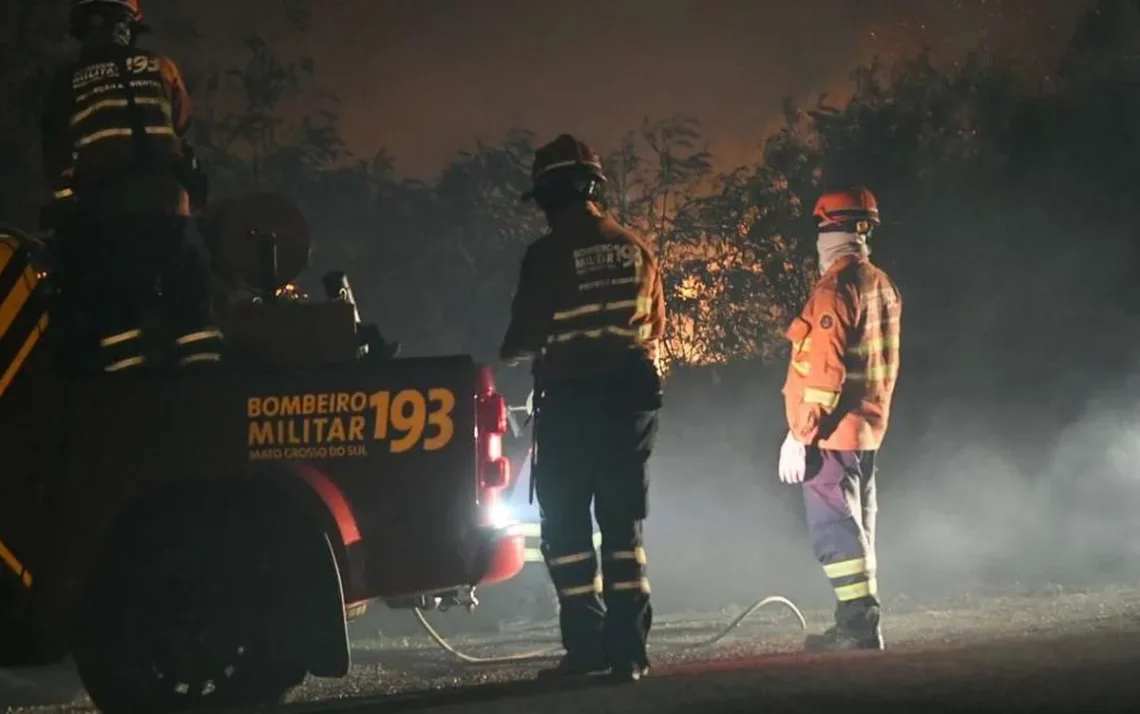 queimadas, incêndios, fogo;