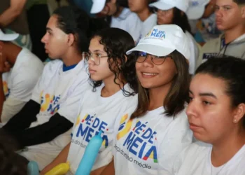 incentivo financeiro-educacional, programa de incentivo, poupança do ensino, médio;