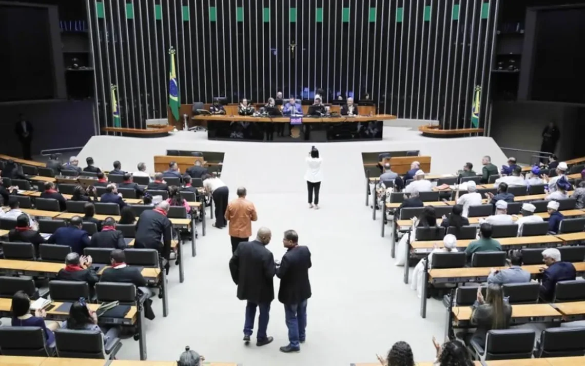 interrupção, voluntária da, gravidez, procedimento, abortivo;