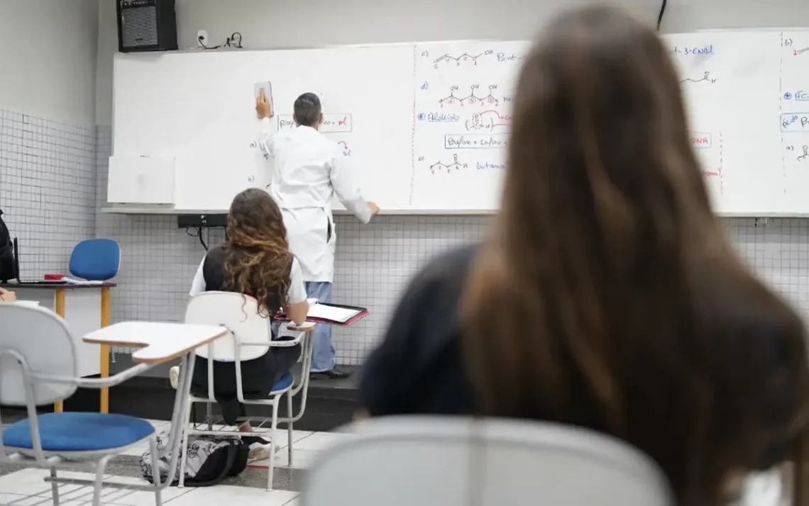 reformulação do ensino médio;