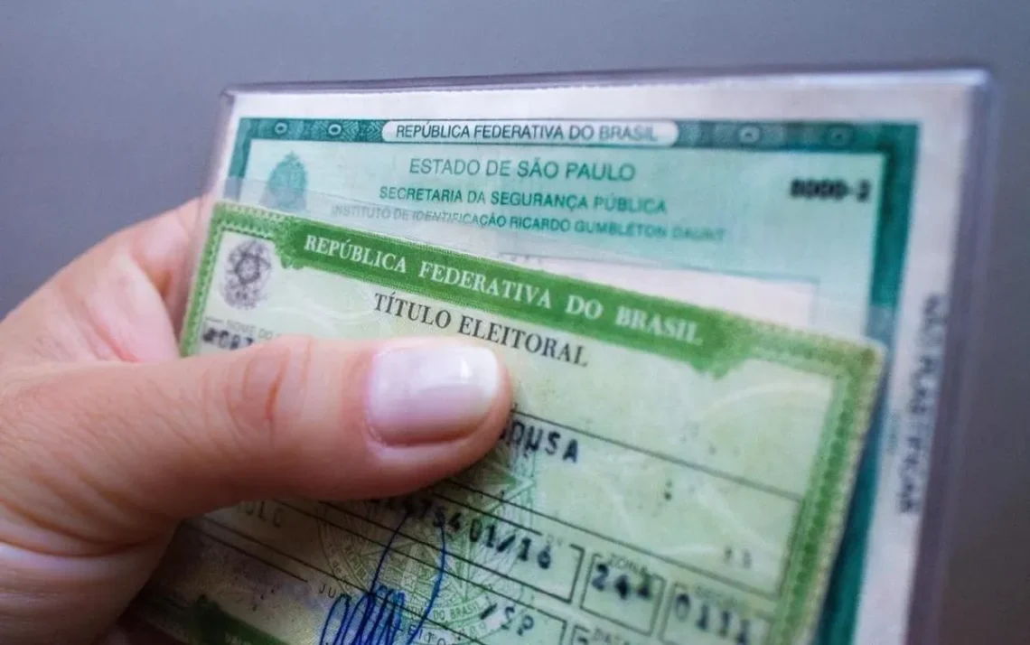 título eleitoral, documento de votação, certidão, documento circunstanciado;