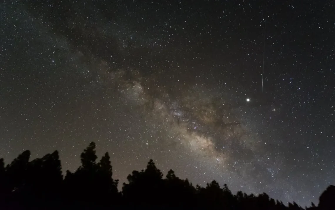 fenômeno astronômico;