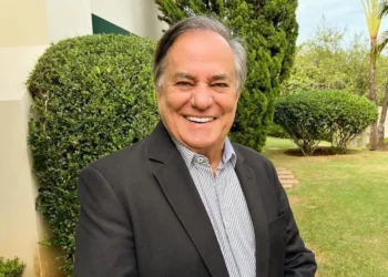 apresentador, cantor, Príncipe;