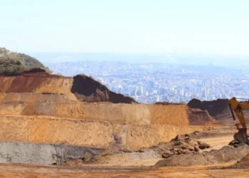 empresa, de mineração